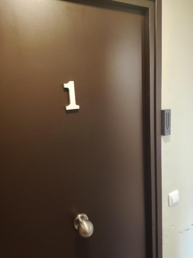 Apt 1 Acollidor Al Centre Historic De Vic Aptgarbi Zewnętrze zdjęcie