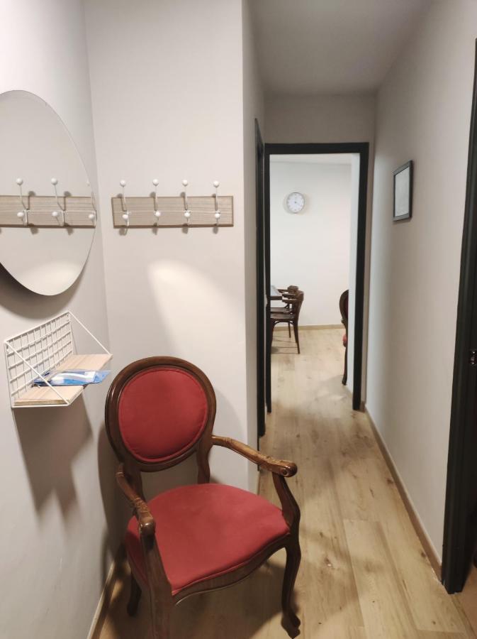 Apt 1 Acollidor Al Centre Historic De Vic Aptgarbi Zewnętrze zdjęcie